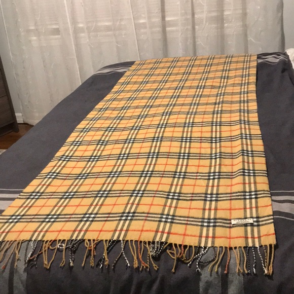 Authentic Burberry Scarf - Picture 3 of 10